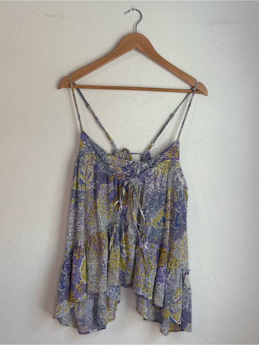 By Anthropologie Sleeveless Raw-Edge Top Size XL